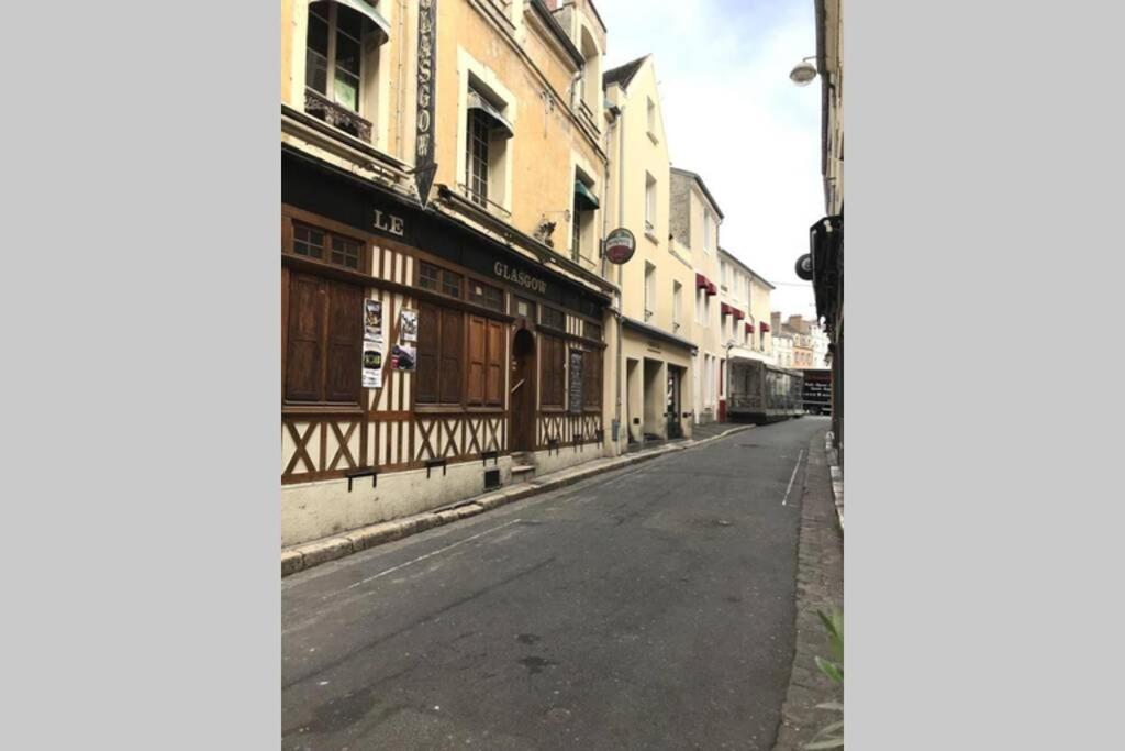 Duplex Bellifontain Au Coeur De Fontainebleau Apartman Kültér fotó